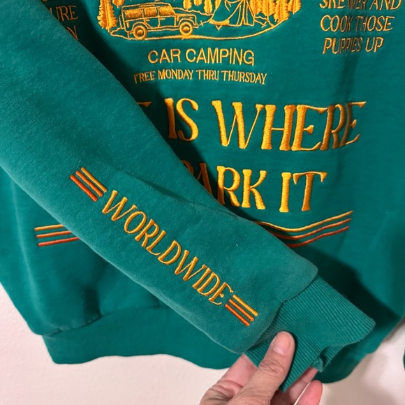 Dandy Worldwide Car Camping Embroidered Oversized Hoodie Green Gold Luxury-S - Picture 8 of 11